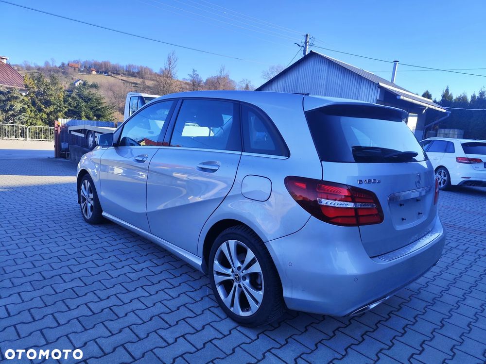 Mercedes-Benz Klasa B 180 d 7G-DCT Edition - 8