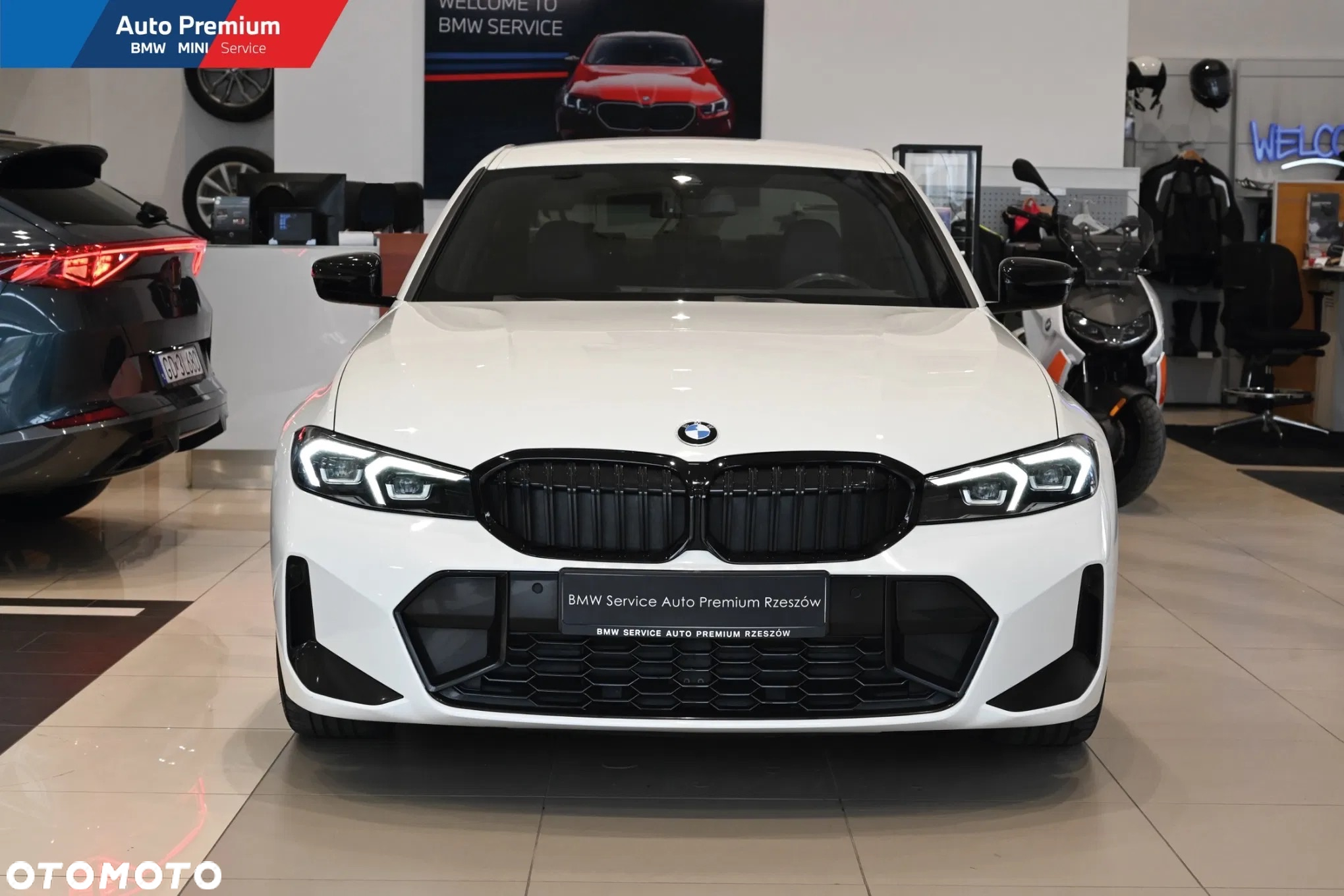 BMW Seria 3 330i xDrive M Sport - 2