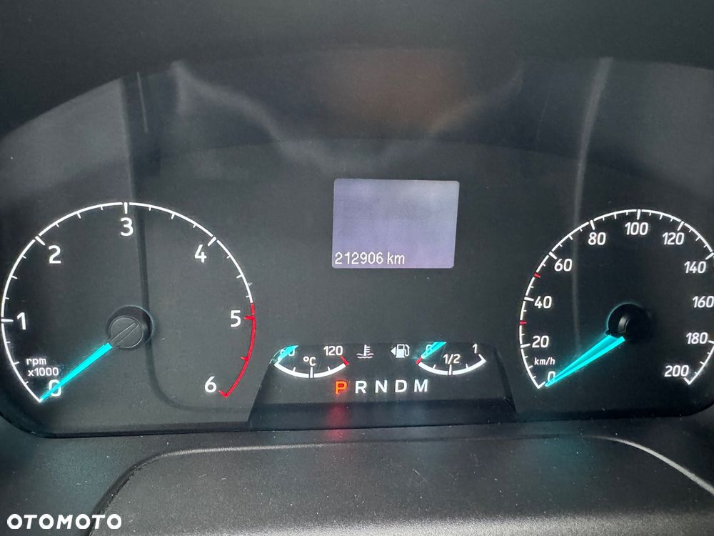 Ford Transit Custom - 13