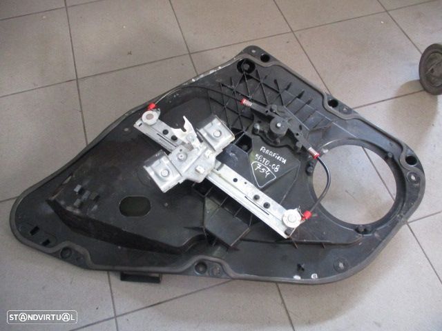 Elevador Manual 8A61A045H22AF FORD FIESTA 2008 5P TD - 3