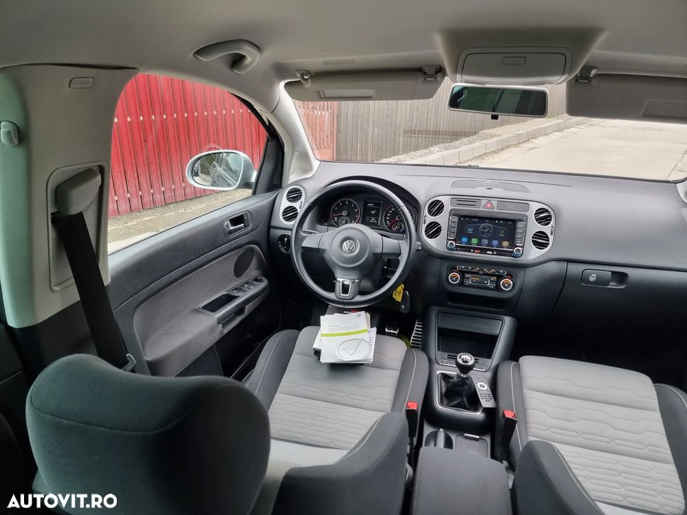 Volkswagen Golf - 5