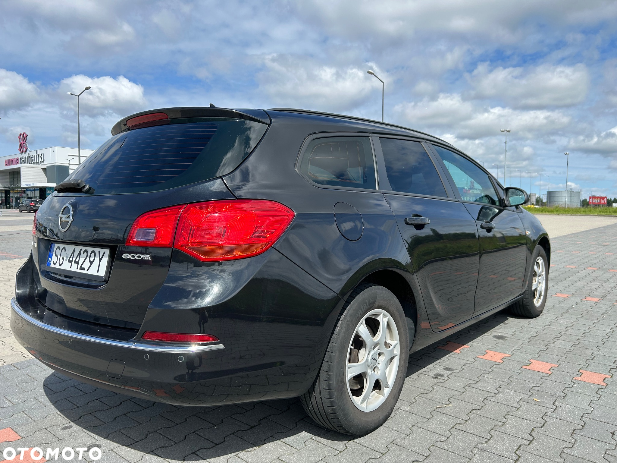Opel Astra 1.6 CDTI DPF ecoFLEX Sports TourerStart/Stop Edition - 2