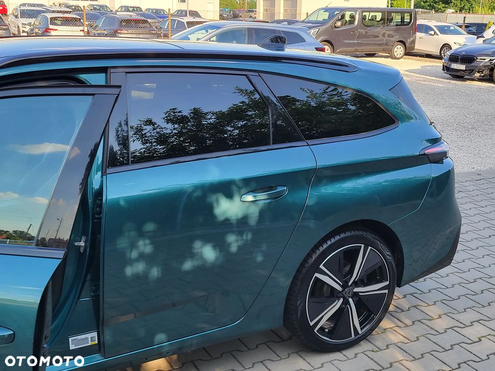 Peugeot 308 1.2 PureTech GT S&S EAT8 - 11