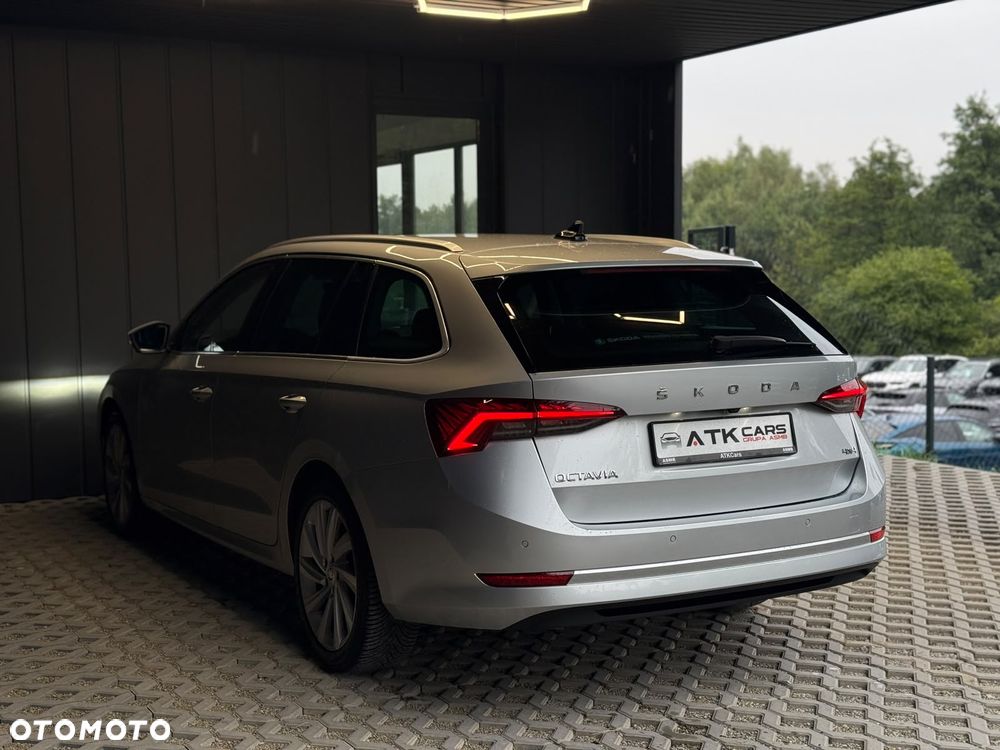 Skoda Octavia 2.0 TSI 4x4 Style DSG - 12