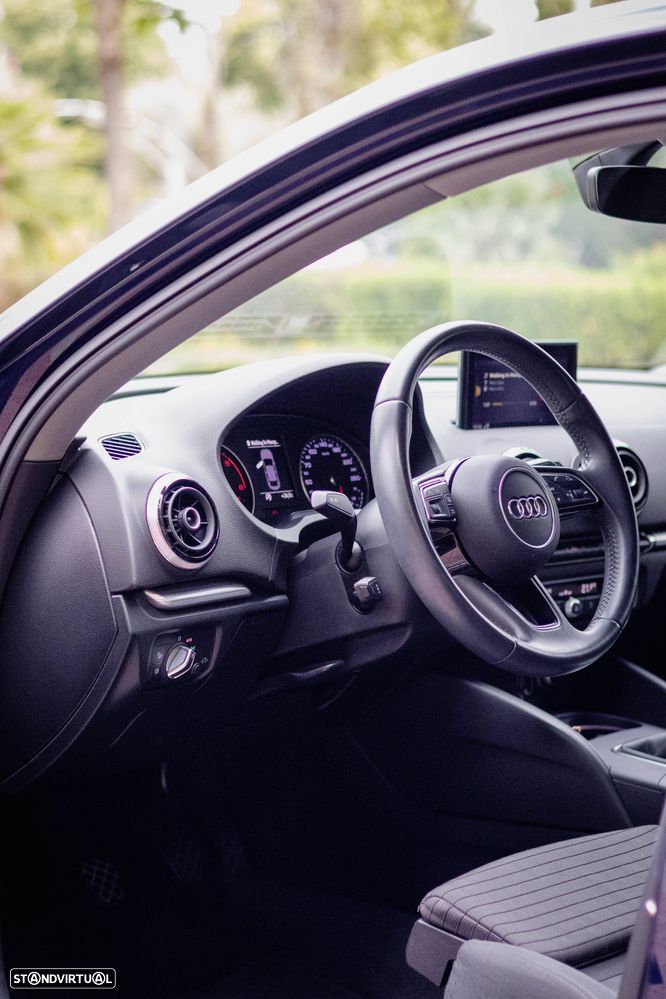 Audi A3 Limousine 1.6 TDI S-line - 24