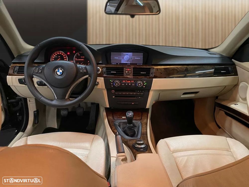 BMW 320 d Coupe - 8