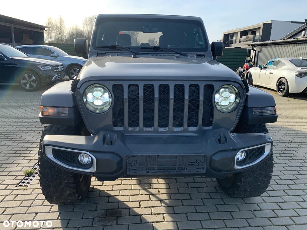 Jeep Gladiator - 12