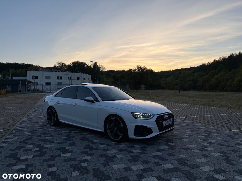 Audi A4 Limousine 45 TFSI quattro S tronic S line - 1