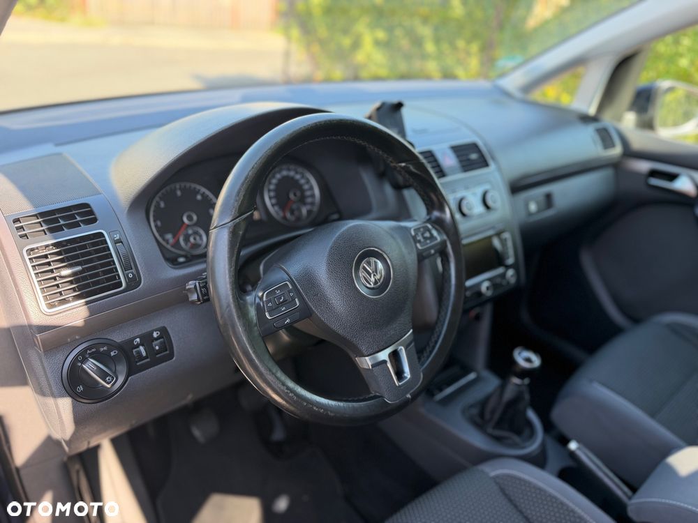 Volkswagen Touran 2.0 TDI DPF Comfortline - 19