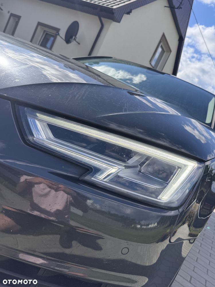 Audi A4 Avant 2.0 TDI S tronic - 11
