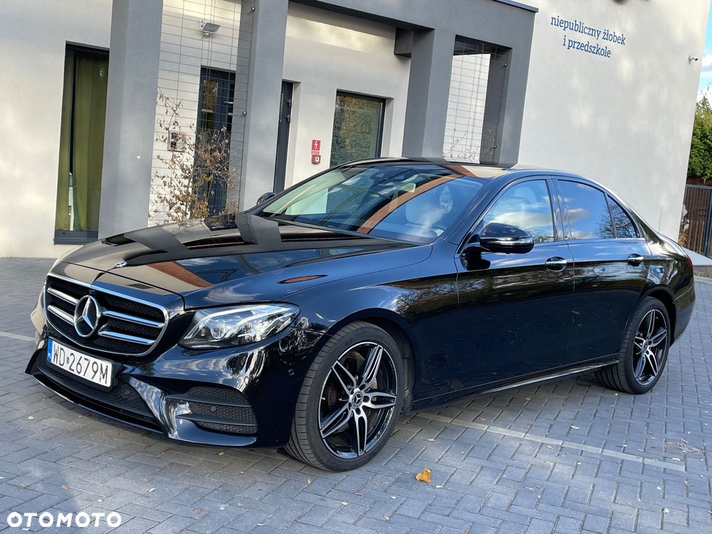 Mercedes-Benz Klasa E 220 d 4-Matic 9G-TRONIC - 6