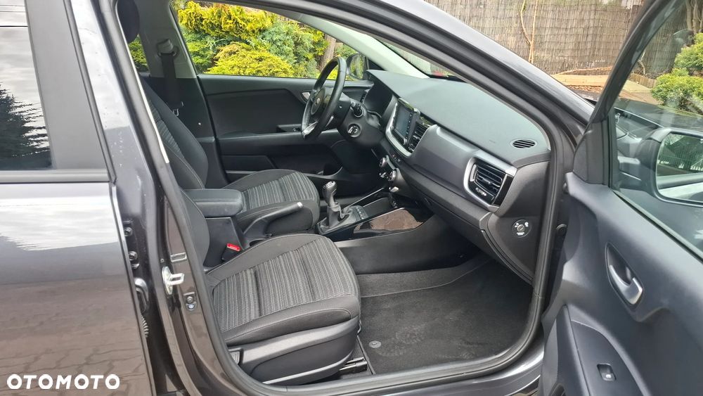 Kia Stonic 1.4 L - 7