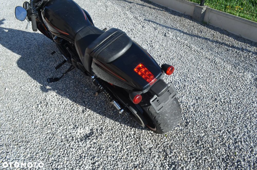 Harley-Davidson V-Rod Night Rod - 4