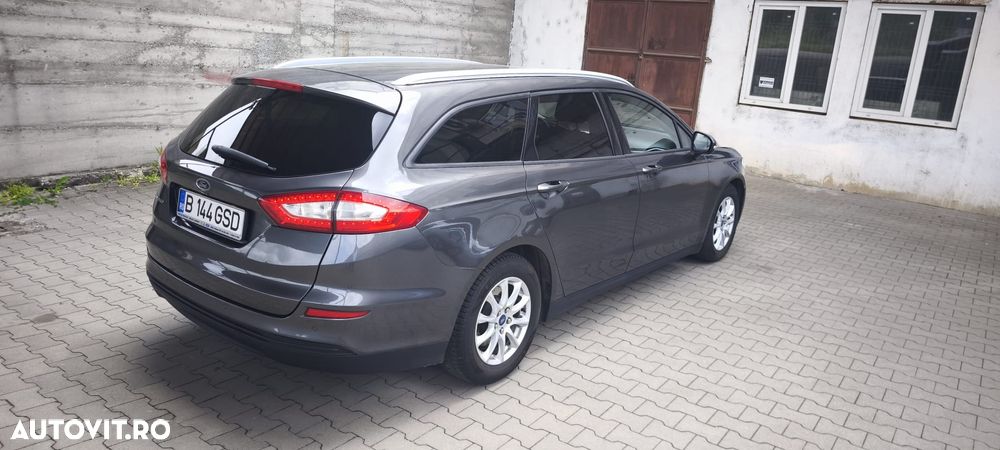 Ford Mondeo 2.0 TDCi Powershift Business - 6