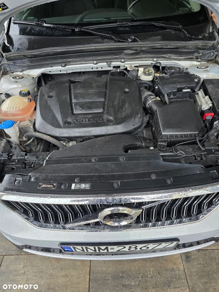 Volvo XC 40 T3 Momentum Core - 21