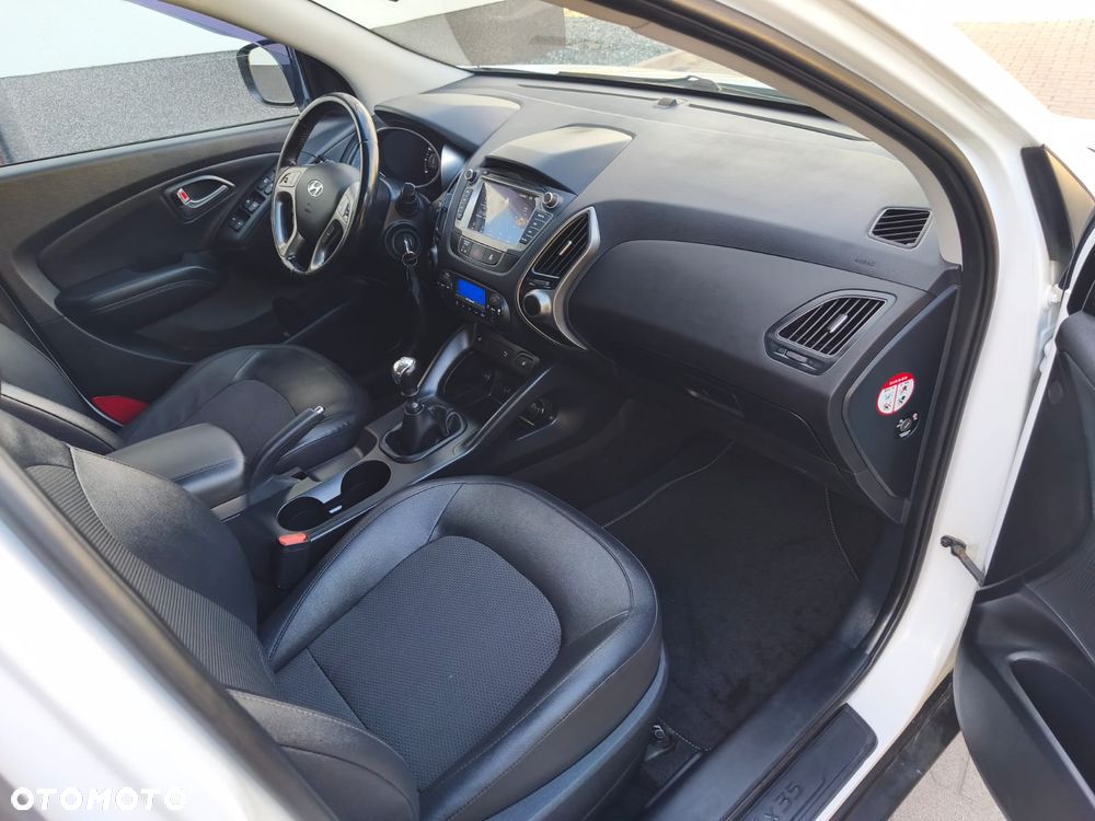 Hyundai ix35 1.6 GDI Premium 2WD - 19