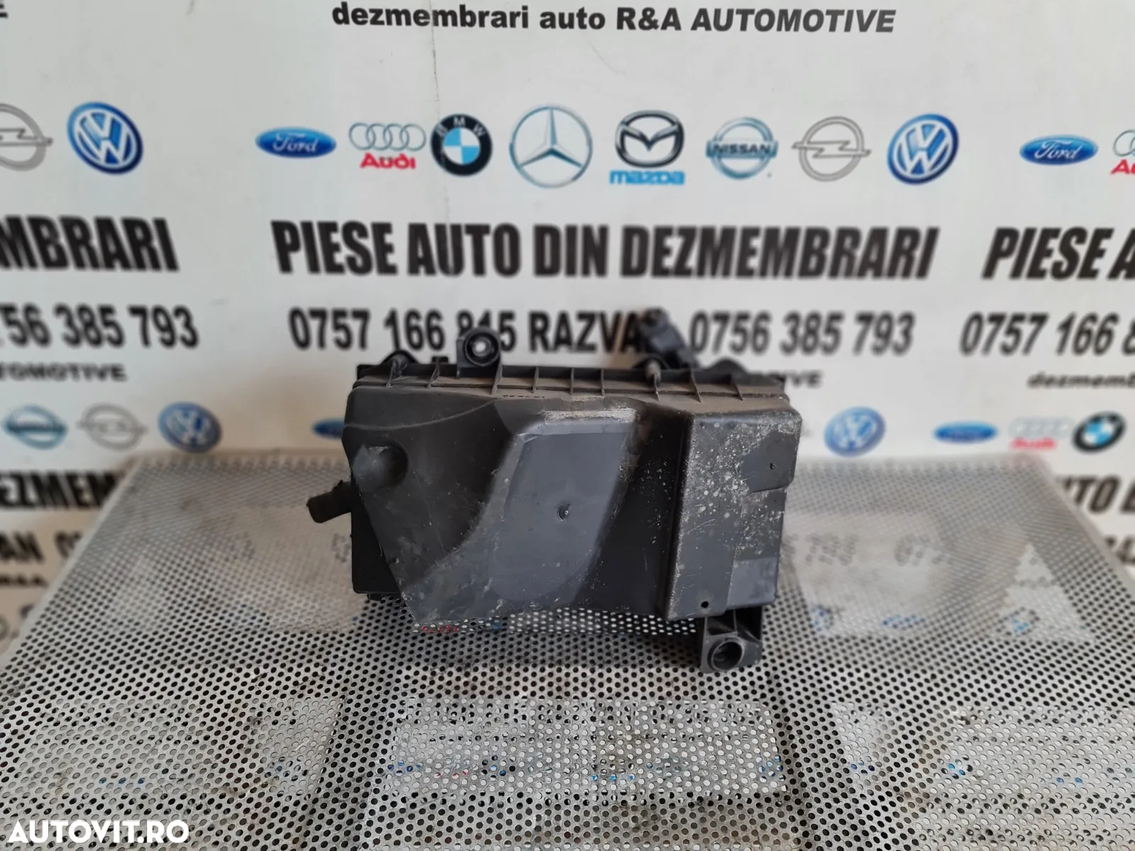 Carcasa Filtru Aer Vw Bora Golf 4 2.0 Benzina  - Dezmembrari Arad - 4