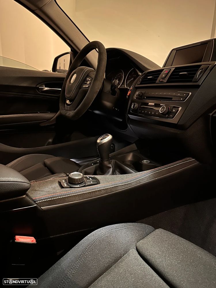 BMW 218 d Sport Line - 7