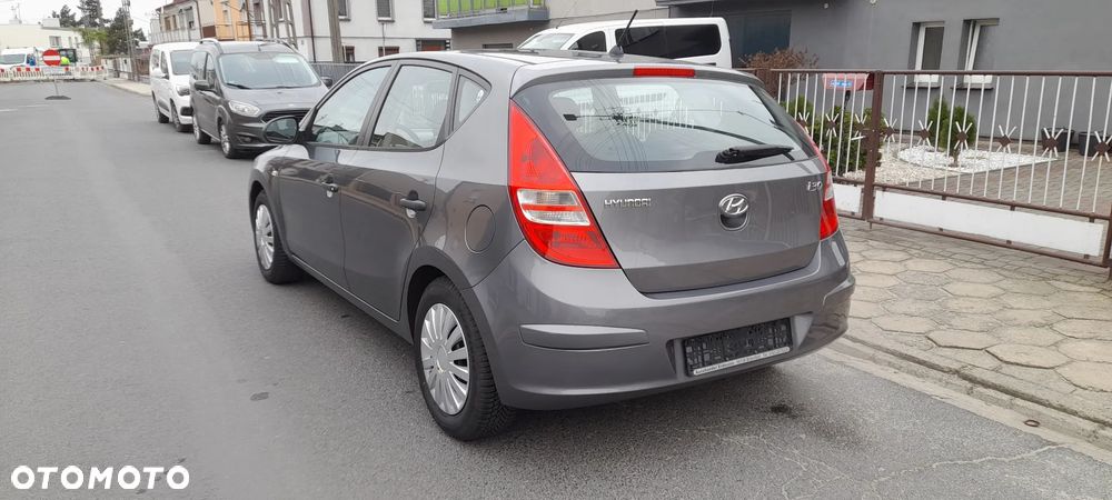 Hyundai i30 1.4 Blue Classic - 4