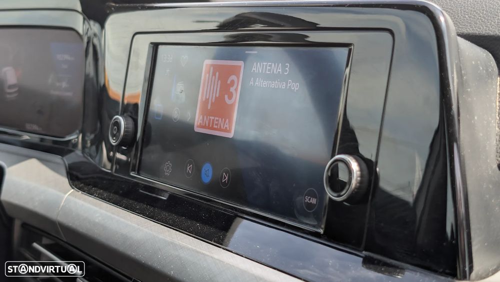 VW Golf 1.0 eTSI Life DSG - 12