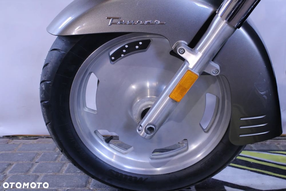 Honda VTX - 19