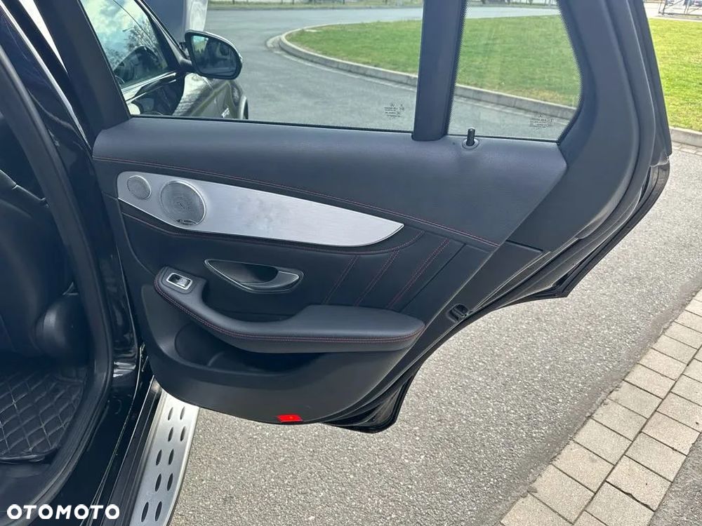 Mercedes-Benz GLC AMG 63 4-Matic+ - 29