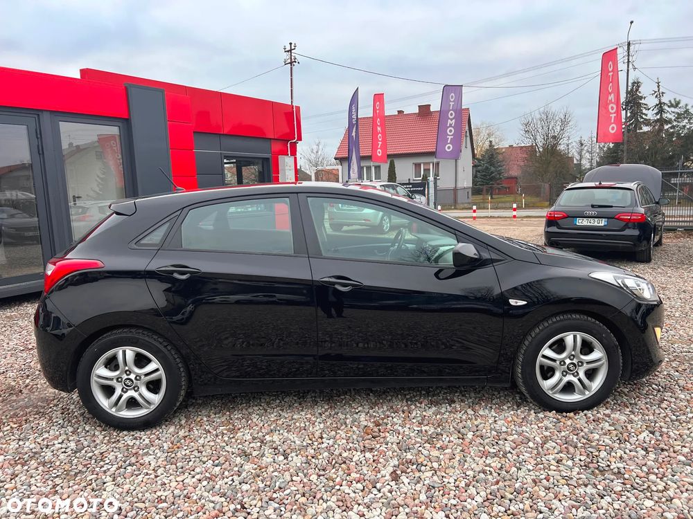 Hyundai i30 1.6 CRDi BlueDrive Comfort - 17