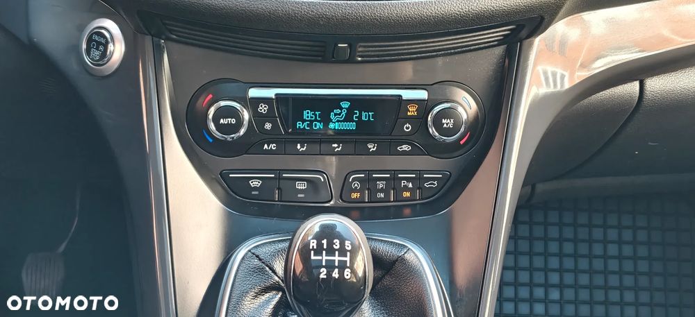 Ford Kuga 1.6 EcoBoost 2x4 Individual - 34