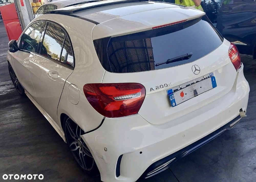 Mercedes-Benz Klasa A 200 CDI 7G-DCT AMG Line - 5