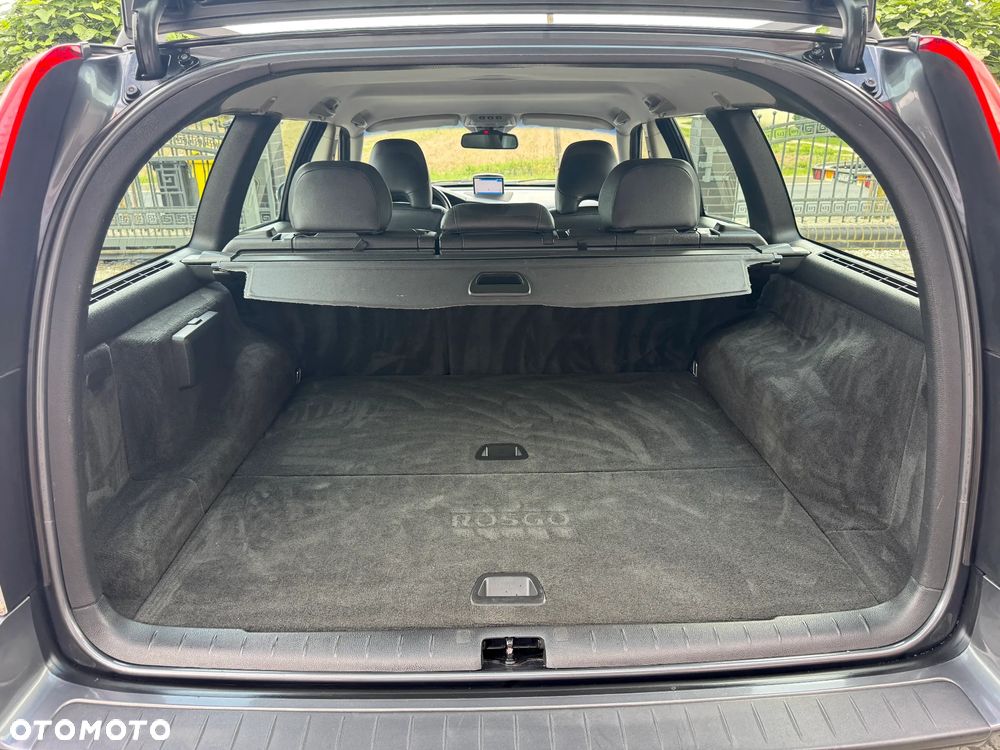 Volvo V70 2.4 Premium - 33