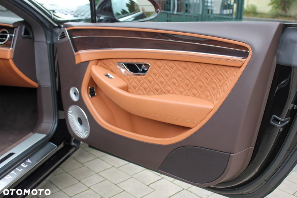 Bentley Continental GT V8 S - 37