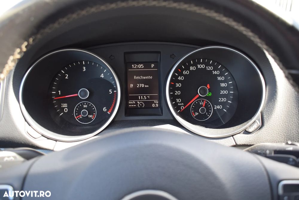 Volkswagen Golf 2.0 TDI DPF DSG MATCH - 15