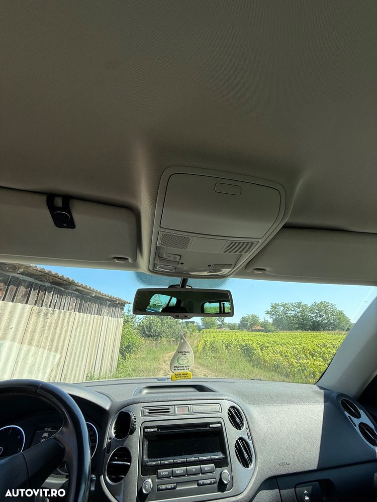 Volkswagen Tiguan - 13