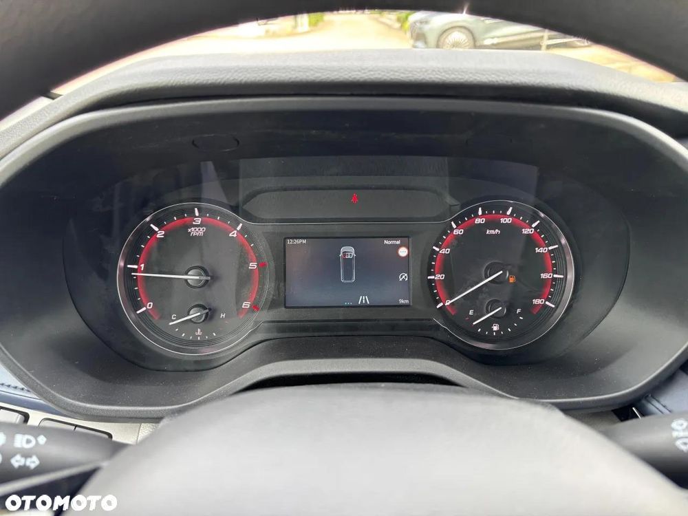 Maxus Deliver 9 L3H2 150KM - 11