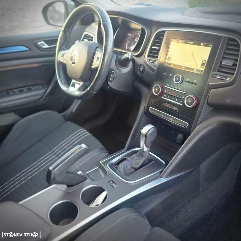 Renault Mégane Sport Tourer - 11