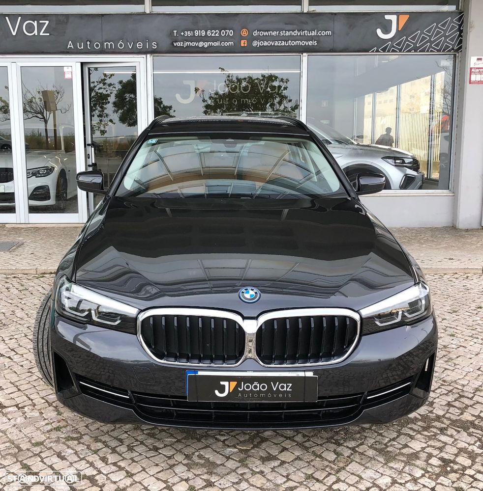 BMW 530 e Line Luxury - 8