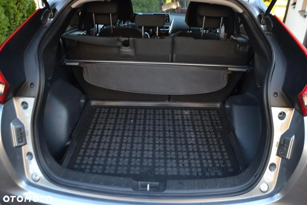 Mitsubishi Eclipse Cross 1.5 T Intense - 24