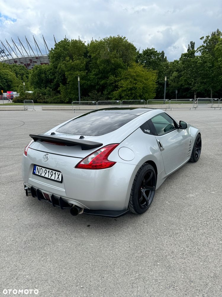 Nissan 370 Z Standard - 4
