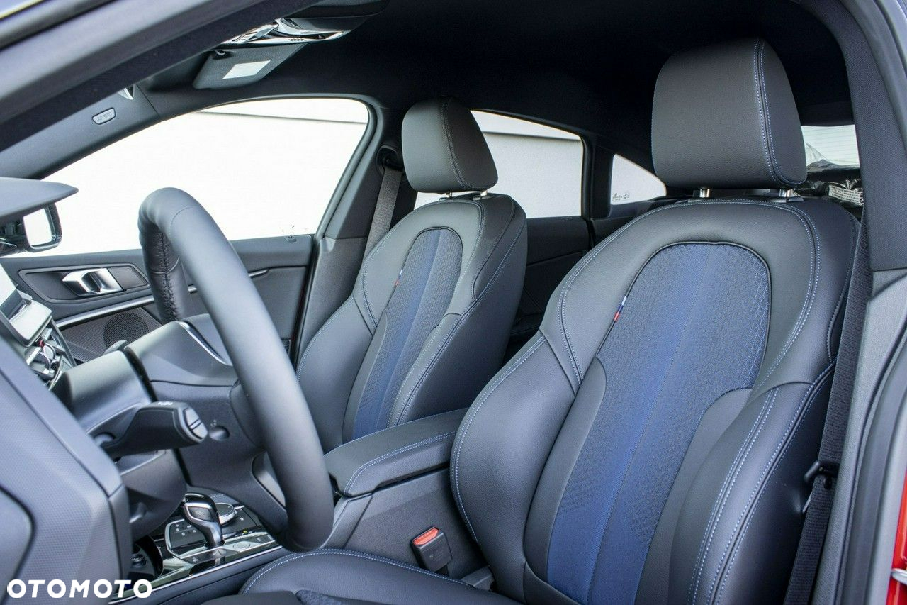 BMW Seria 2 218i - 14