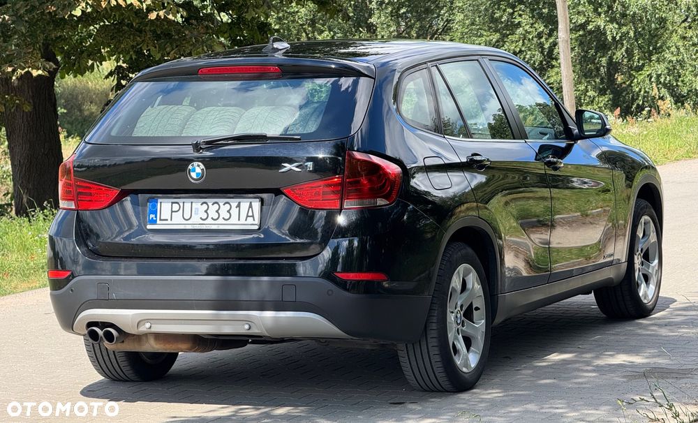 BMW X1 xDrive20i Sport Line - 6
