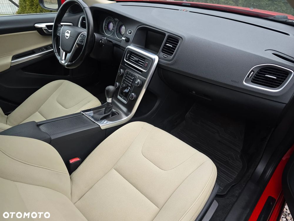 Volvo V60 DRIVe Kinetic - 26