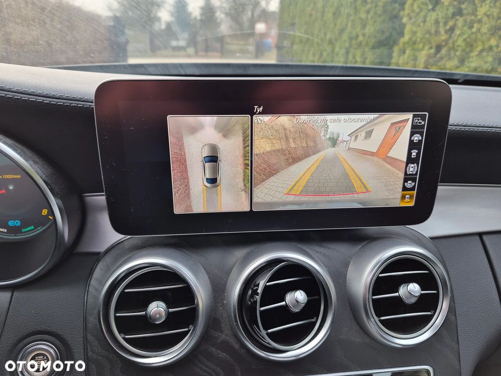 Mercedes-Benz Klasa C 300 4Matic 9G-TRONIC - 10