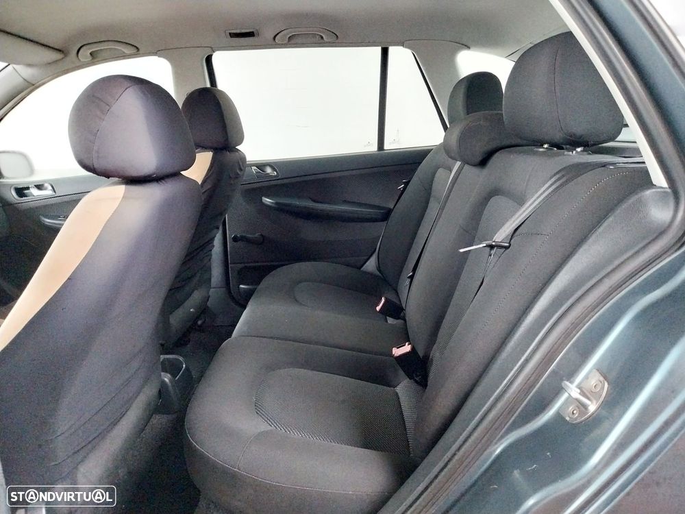 Skoda Fabia Break 1.2 Ambiente - 8