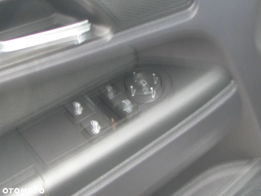 Opel Zafira 1.6 - 13