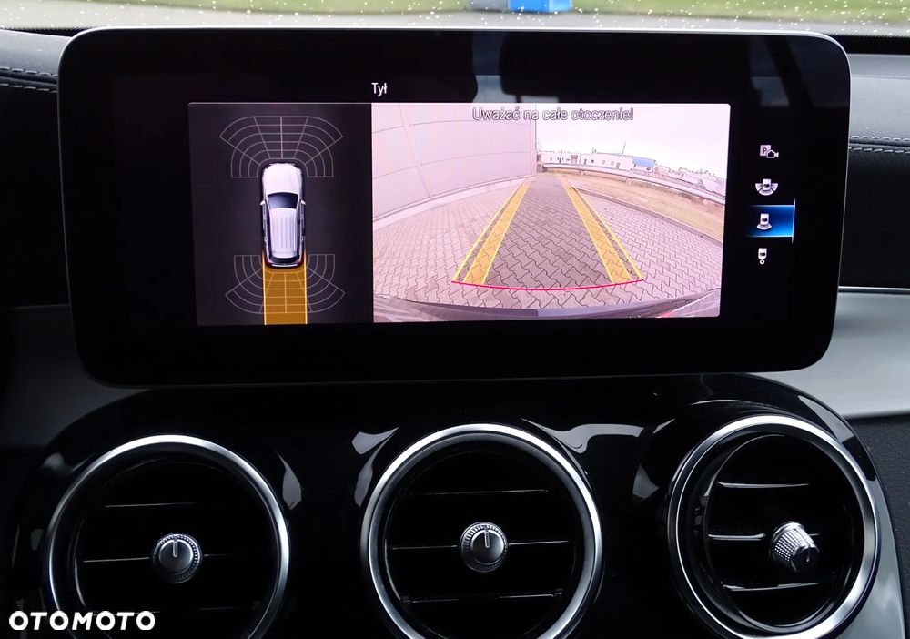 Mercedes-Benz GLC - 18