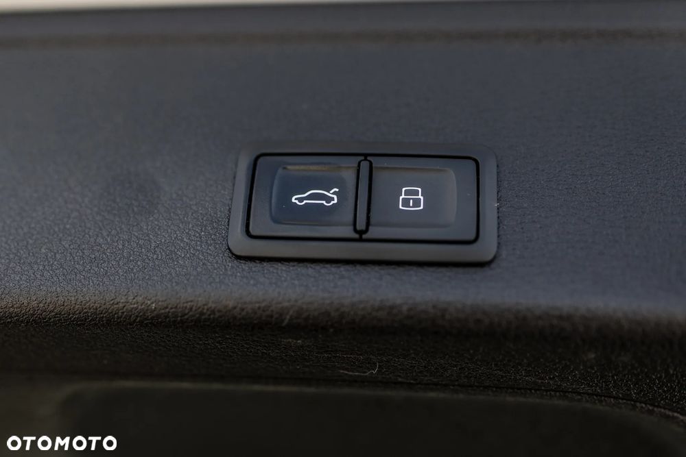Audi A4 Avant 40 TDI S tronic quattro sport - 20