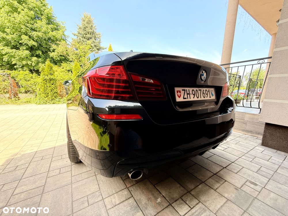 BMW Seria 5 535i xDrive Sport-Aut - 13