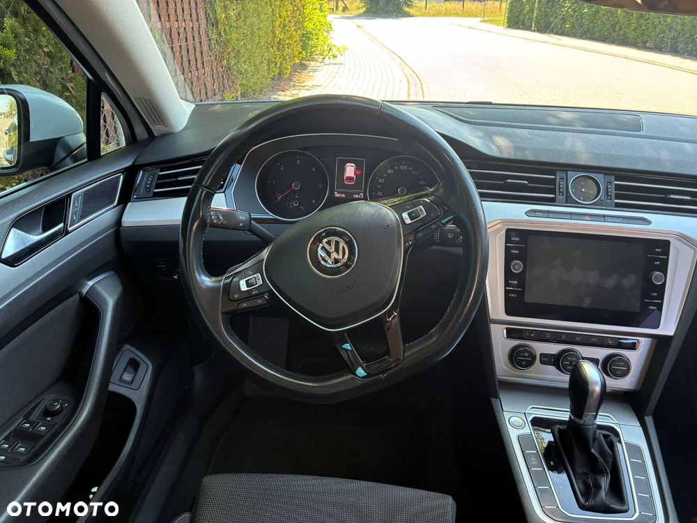 Volkswagen Passat 2.0 TDI BMT Comfortline DSG7 - 24