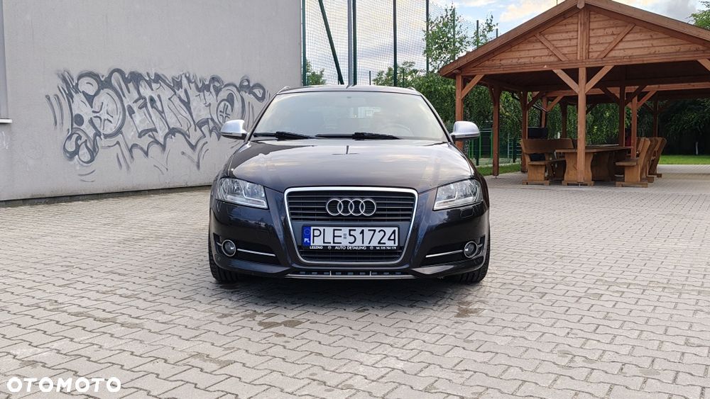 Audi A3 Sportback - 3