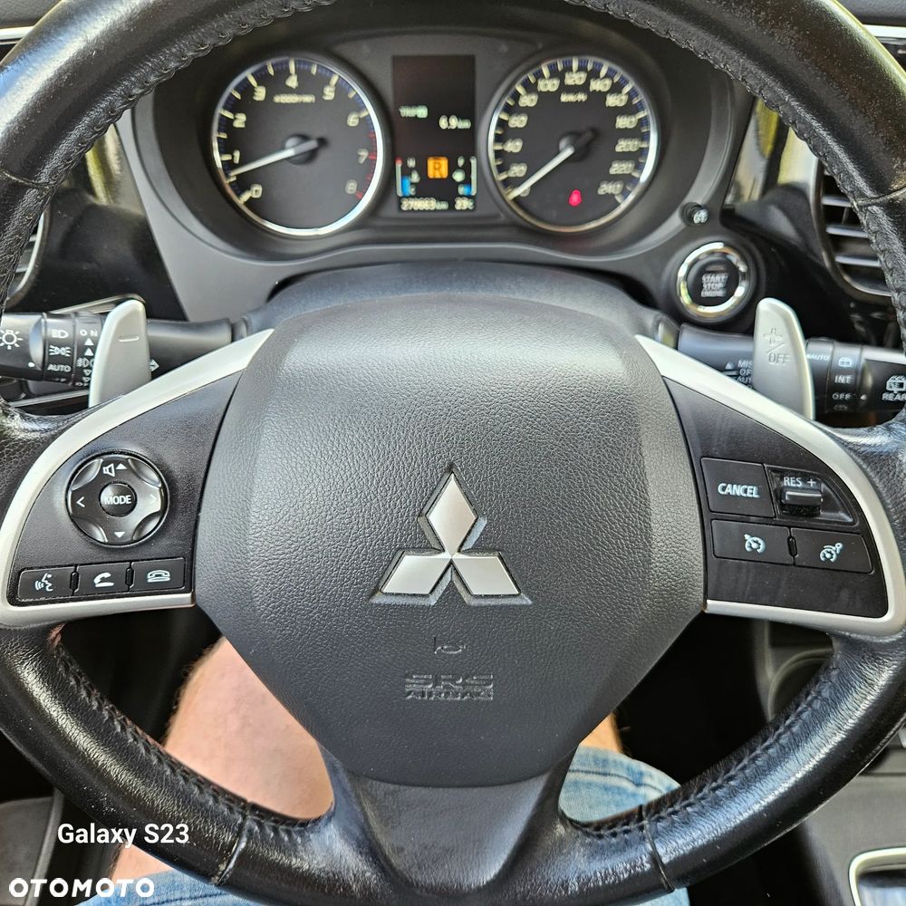 Mitsubishi Outlander 2.0 2WD CVT Diamant Edition - 38